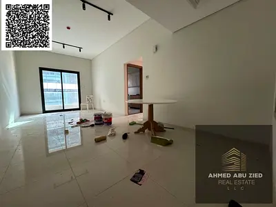 غرفتين وصالة تاور جديد مع 2 حمام وخزائن مدمجة بالحائط مع بلكونة بإطلالة مميزة ومطبخ مجهز وتكييف مركزي مع جيم بمنطقة الراشدية 1 قريب من جسر غلفا ونيستو