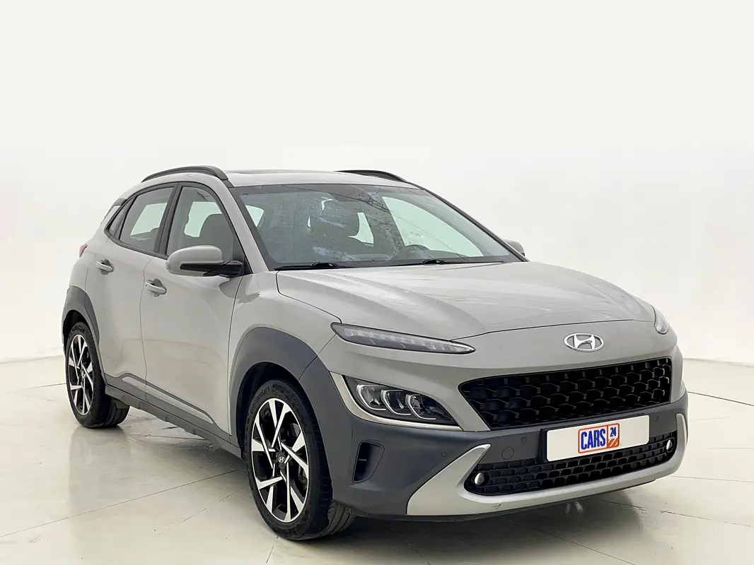 Hyundai Kona 2023 — photo 1 of 13