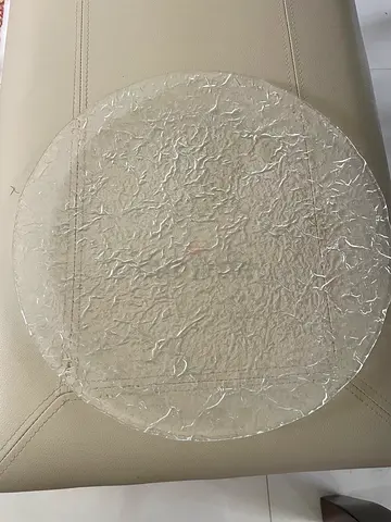Round textured glass cake plater