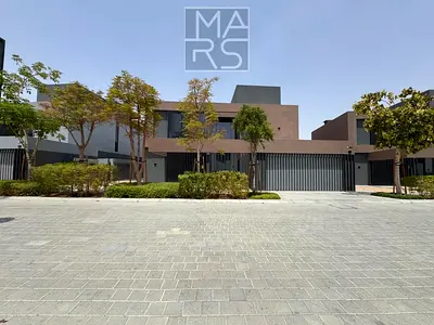 🏡 فيلا فاخرة بخمس غرف نوم مع مسبح خاص في كايا، مسار - 350,000 درهم إماراتي سنويًا 🌴