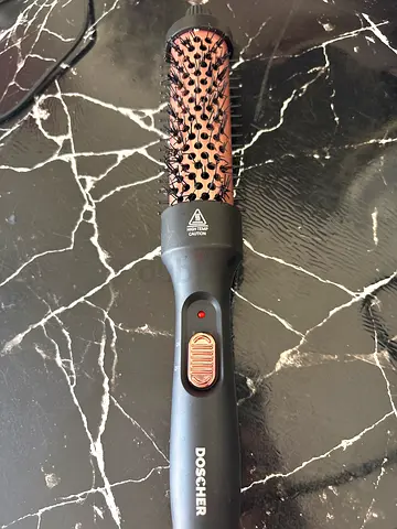 Blowout thermal Round Styling Brush - Used, Works Well
