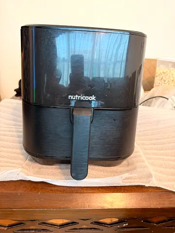 Nutricook air fryer 2: 5.5L - Immaculate condition