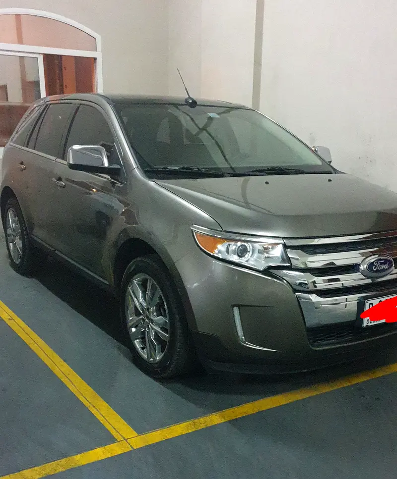 Ford Edge 2014 — photo 1 of 6