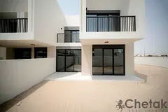 Luxury Townhouse | Vacant | Corner Unit