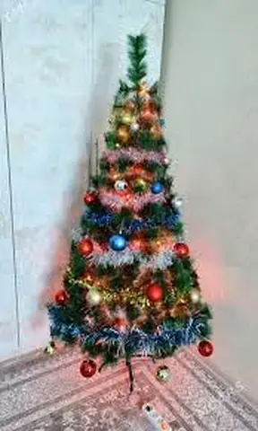 Decorative Christmas Tree