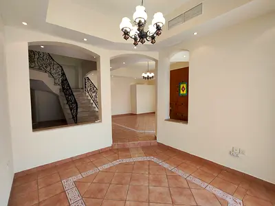 READY TO MOVE 3 BEDROOM VILLA WITH MAID ROOM CLOSE KITCHEN