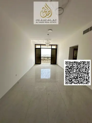 شقة غرفتين وصالة أول ساكن بالحميدية 1 بجوار الجامعة 3 حمام غرف ماستر مع خزائن بلكونة استور تشطيب فاخر السعر 58000 درهم 4 دفعات تأمين شيك بنايه ممتازه.