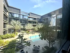 Vacant | Boulevard View | Spacious Unit