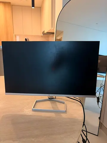 HP M24f Slim LED Computer Monitor - 23.8inch - Good Condition