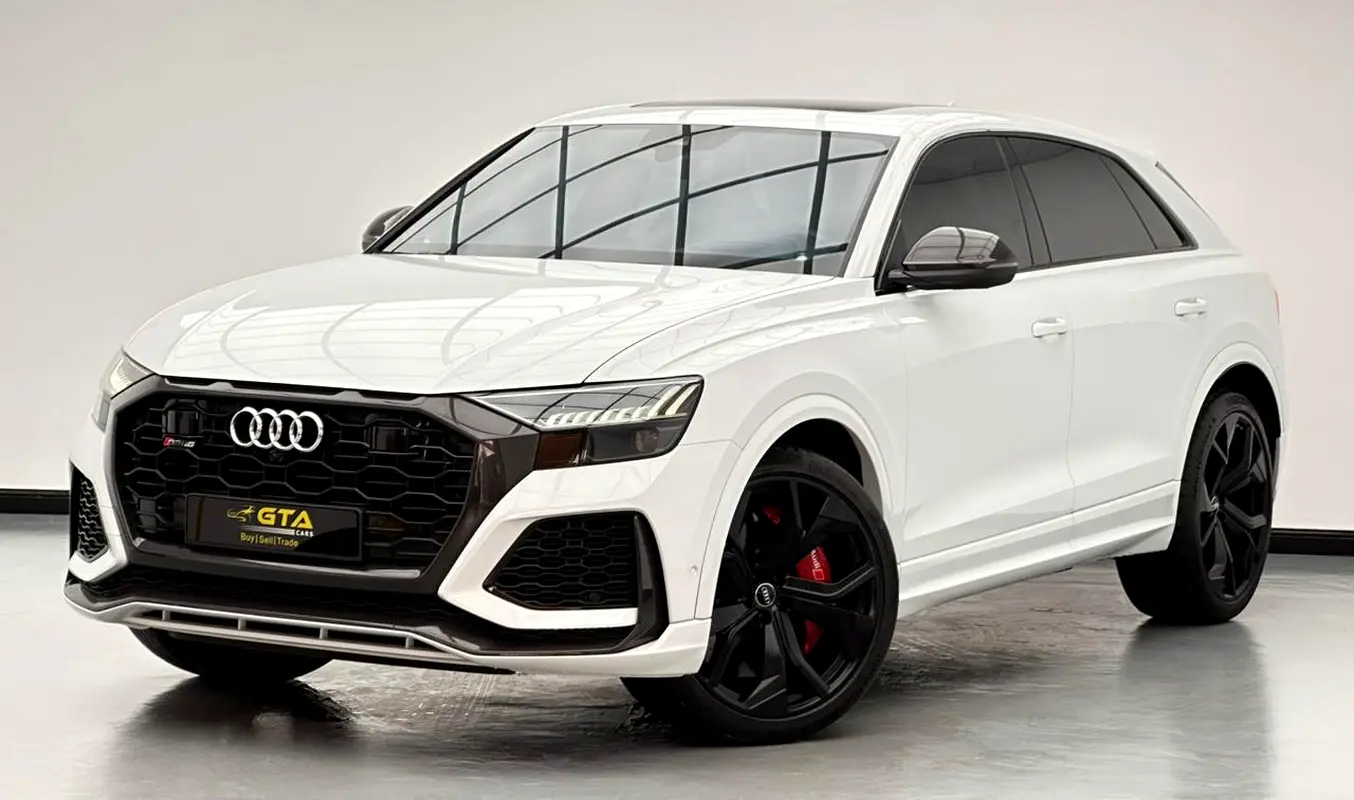 Audi RS Q8 2020 — photo 1 of 17
