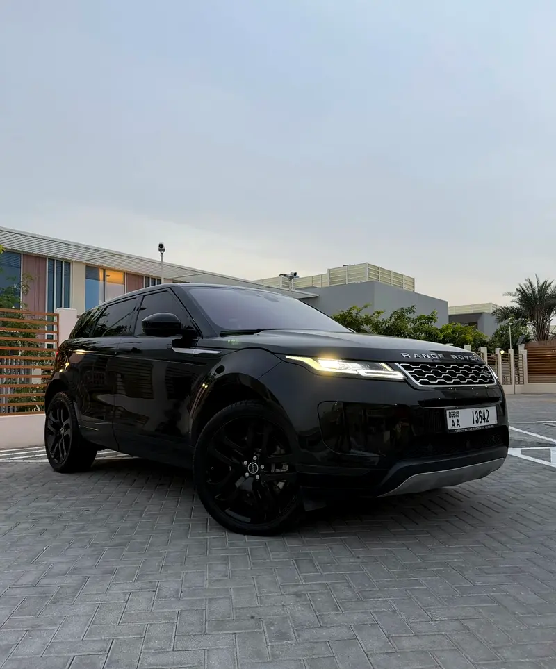 Land Rover Range Rover Evoque 2020 — photo 1 of 13