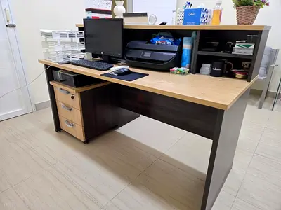 Walnut solid wood and beige / reception desk - front counter