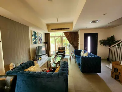 READY 4BR WITH MAID ELEVATOR PRIME INVEST DEAL!!