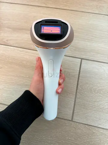 Philips Lumea IPL Series 9000 - Hair Removal