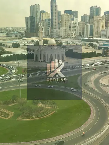 A modern apartment in a prime location with excellent facilities — perfect for comfortable living