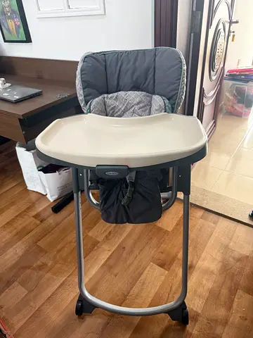 Feeding chair