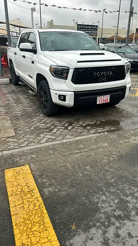 2021 Toyota Tundra Crewmax SR5 - American Specs - GCC Ready!