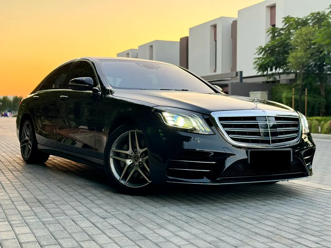 Mercedes-Benz S-Class 2018 — photo 1 of 10