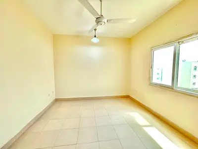 Spacious 2BHK with 1 washroom , balcony and AC in muwaileh