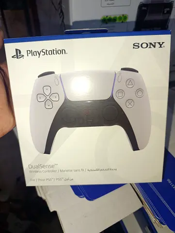 Sony PS5 DualSense Wireless Controller (White) - Boxed brand new Delivery to all UAE