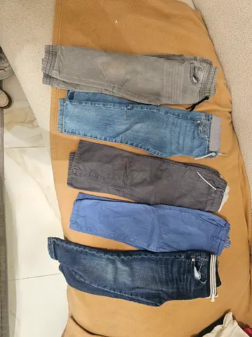 All 5 Branded Kids Jeans 2-4 year old (all 5 pairs)