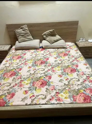 king size bed ( with mattress ) dressing table and side drawers ( negotiable price )