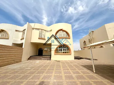 4 Br Separate Entrance Villa with Private Yard