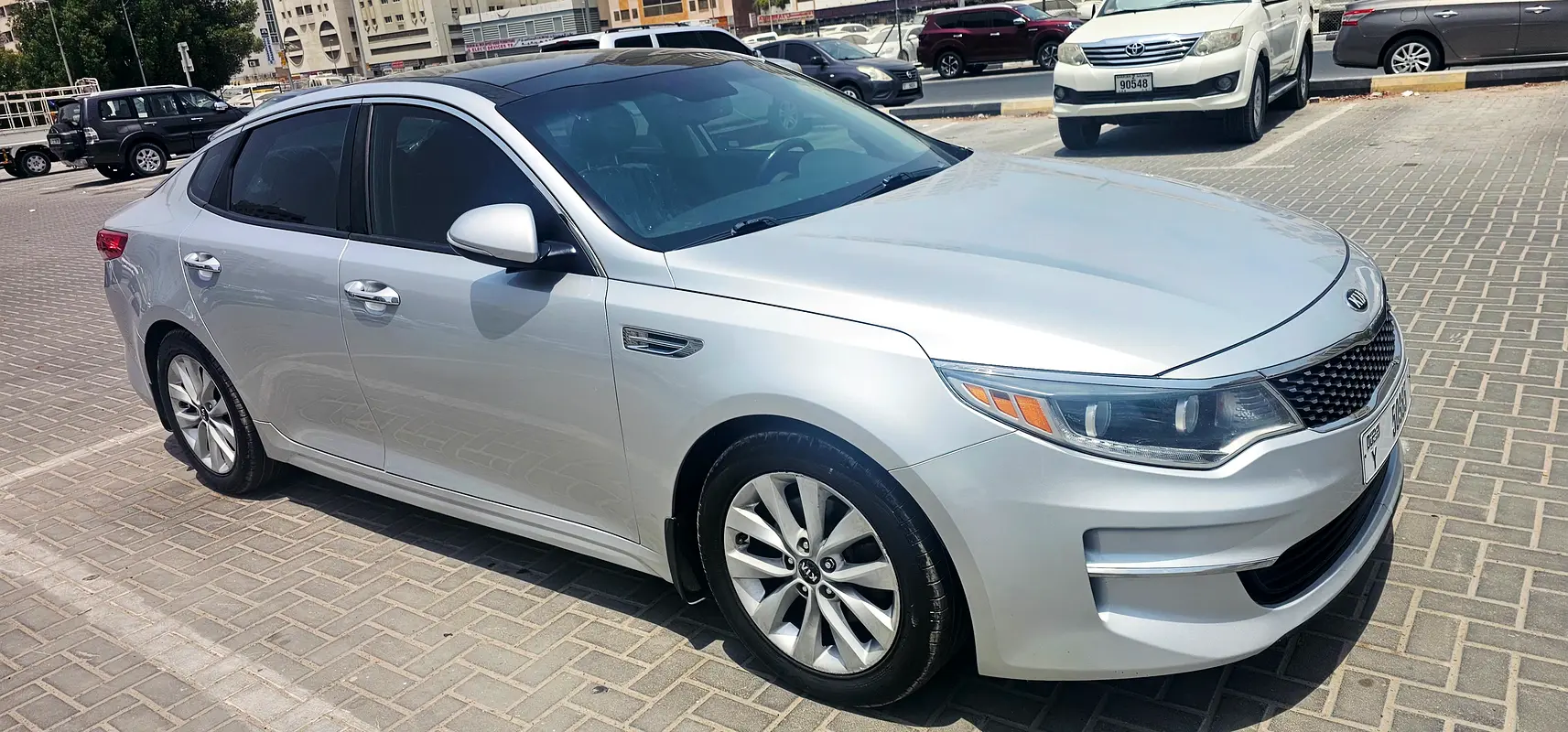 Kia Optima 2016 — photo 1 of 8