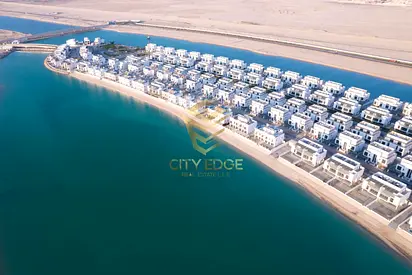 فيلا جاهزة جزيرةبحرية\بدون رسوم تسجيل\4سنوات أقساط