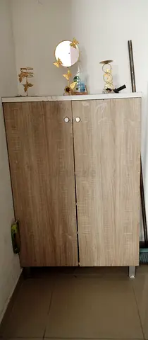 Shoes cabinet