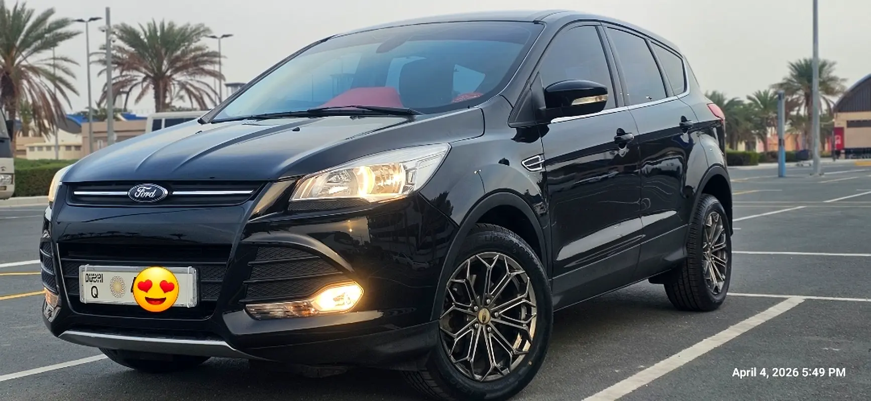 Ford Escape 2015 — photo 1 of 10