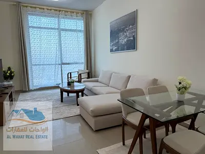 متاح الان غرفة وصالة مفروشة للإيجار الشهري في كورنيش عجمان الموقع: النخيل 2 – برج الاتحاد مقابل فندق باهي قصر عجمان وفندق فيرمونت غرفة وصالة مفروشة ل