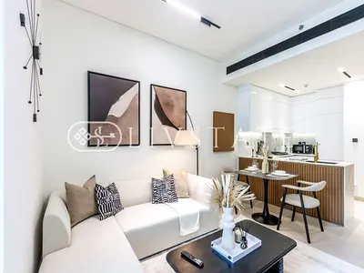 Stylish 1-Bedroom | Fully Furnished and Spacious | Stunning Panoramic Views