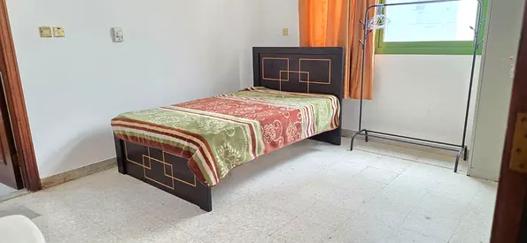 Furnished Master bedroom for rent from May 1 onwards for single exe bachelor/lady/couple still avbl