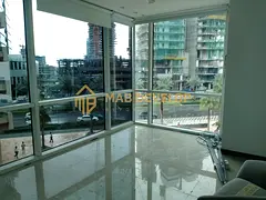Vacant | Prime Location | 8 Parkings