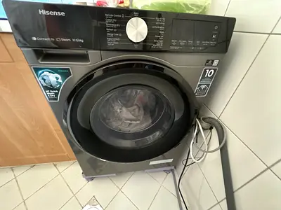 My Hisense front-load washing machine — good working condition