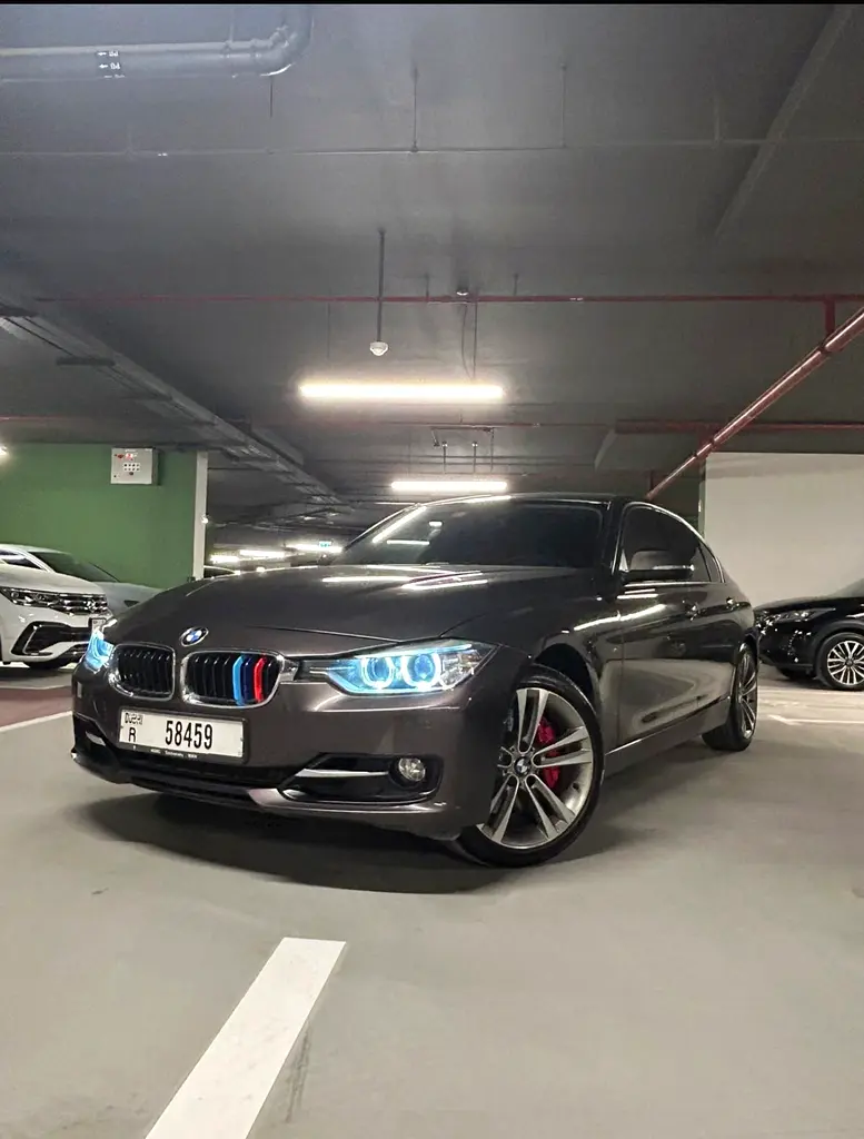 BMW 3-Series 2013 — photo 1 of 6