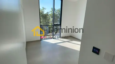 4 Bedroom Townhouse | Corner | Freehold