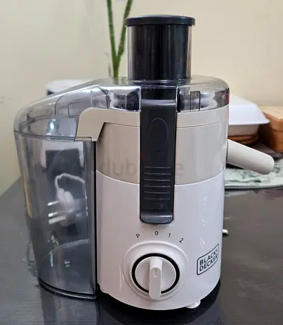 Black  Decker Compact Juicer for sale