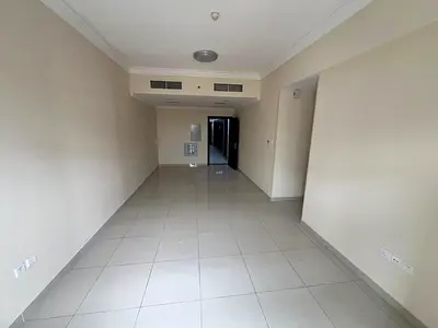 شقة مميزة ثاني ساكن في موقع حيوي قريب من الأكاديمية وقريبة من جميع الخدمات مع سهولة الوصول إلى الطرق الرئيسية