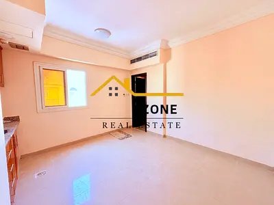 lavish studio cheep price near park