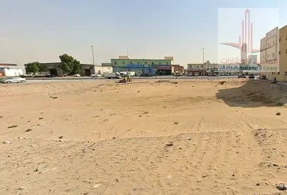 ارض للبيع المنامة حوض 8 4 قطع متجاورة كل قطعه بمساحه 4305 قدم