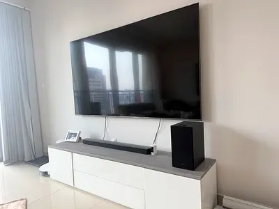 Tv 85 inches samsung urgent sale