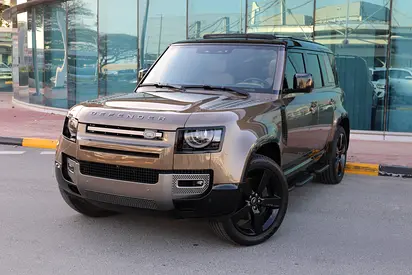 LAND ROVER DEFENDER ( 110 X-DYNAMIC HSE ) - GCC SPECS - 5 YEARS UNDER WARRANTY - ACCIDENT FREE -