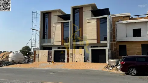 A golden opportunity to own a modern villa in Al Helio 2 – two floors and a roof with an area of ​​1722 sq ft, luxurious design and carefully planned