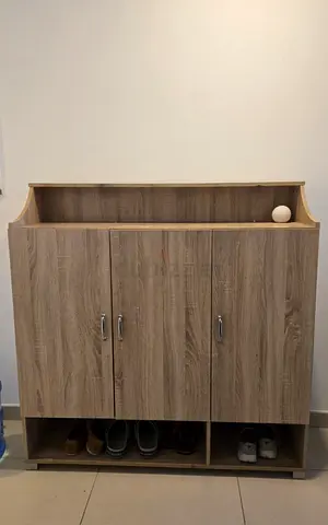 Oak-effect Storage Cabinet with Shelves (Used)