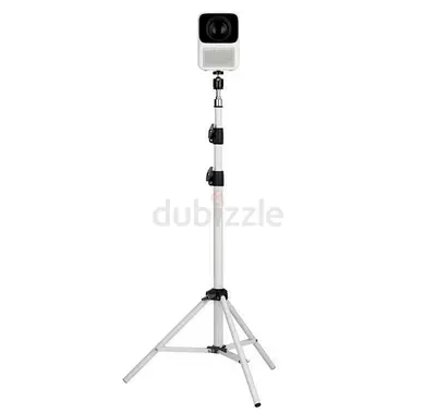 My portable mini projector with tripod — working condition