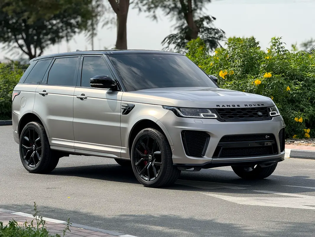 Land Rover Range Rover Sport 2019 — photo 1 of 20