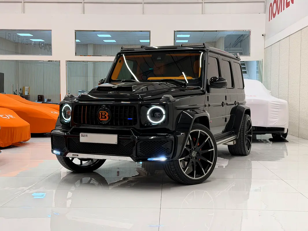 Mercedes-Benz G-Class Brabus 2021 — photo 1 of 9