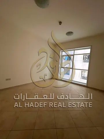 ✨ فخامة السكن العائلي في قلب التعاون مع شركة الهادف العقارية! ✨ هل تبحث عن الراحة والرفاهية في موقع استراتيجي؟ تقدم لك شركة الهادف العقارية شقة استثن